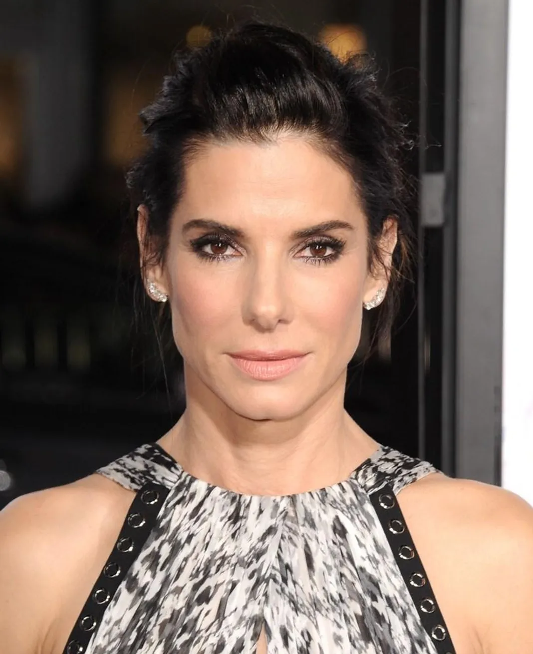 sandra bullock nude blowjob hookup a sound bar