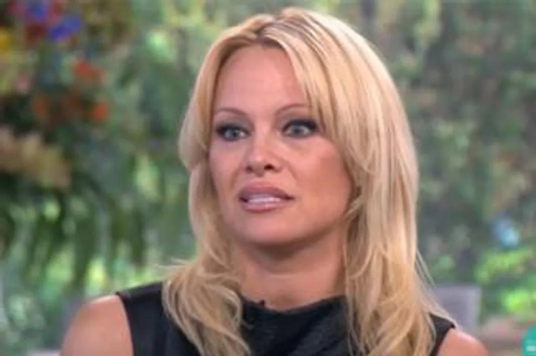 Female desperation pee pants Pamela anderson porno pictures