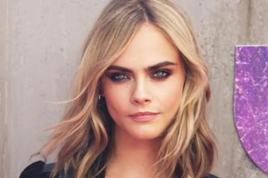 Cara Delevingne Perfectly Handled The Sexist Troll Who Told Her To Get A Real Job Cara Delevingne