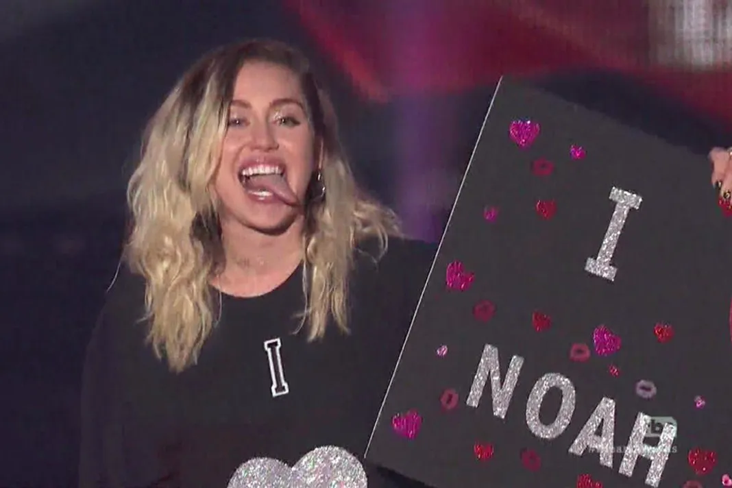 tbs_iheartradio_mileycyrus_030617_1275x850_1
