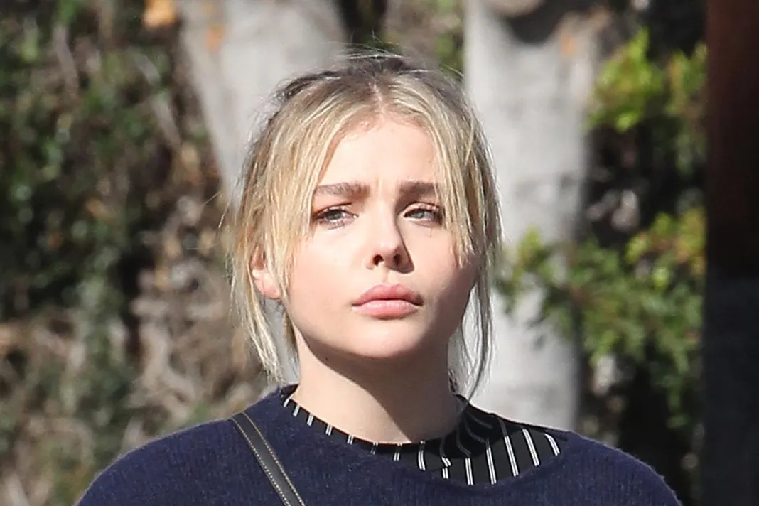 wenn_chloegracemoretz_032917_1275x850