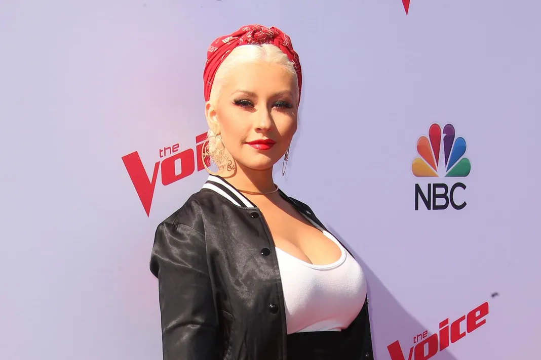 wenn_christinaaguilera_041017_1800x1200