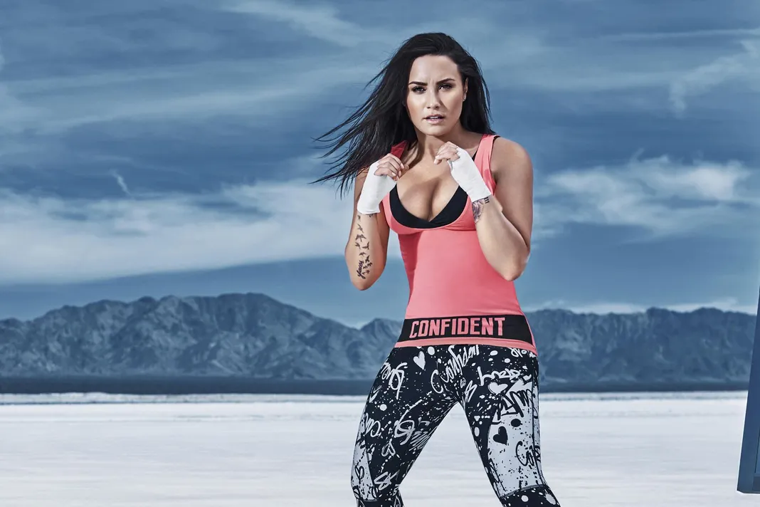 wenn_demilovato_051217_1800x1200