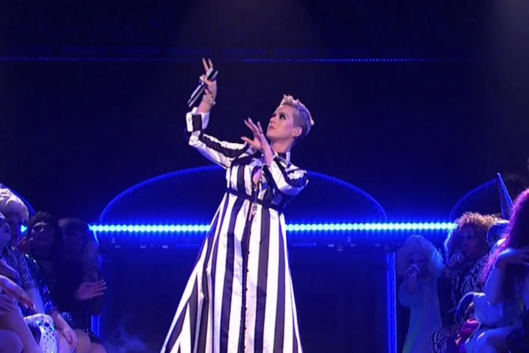 wenn_katyperry_052217_1800x1200