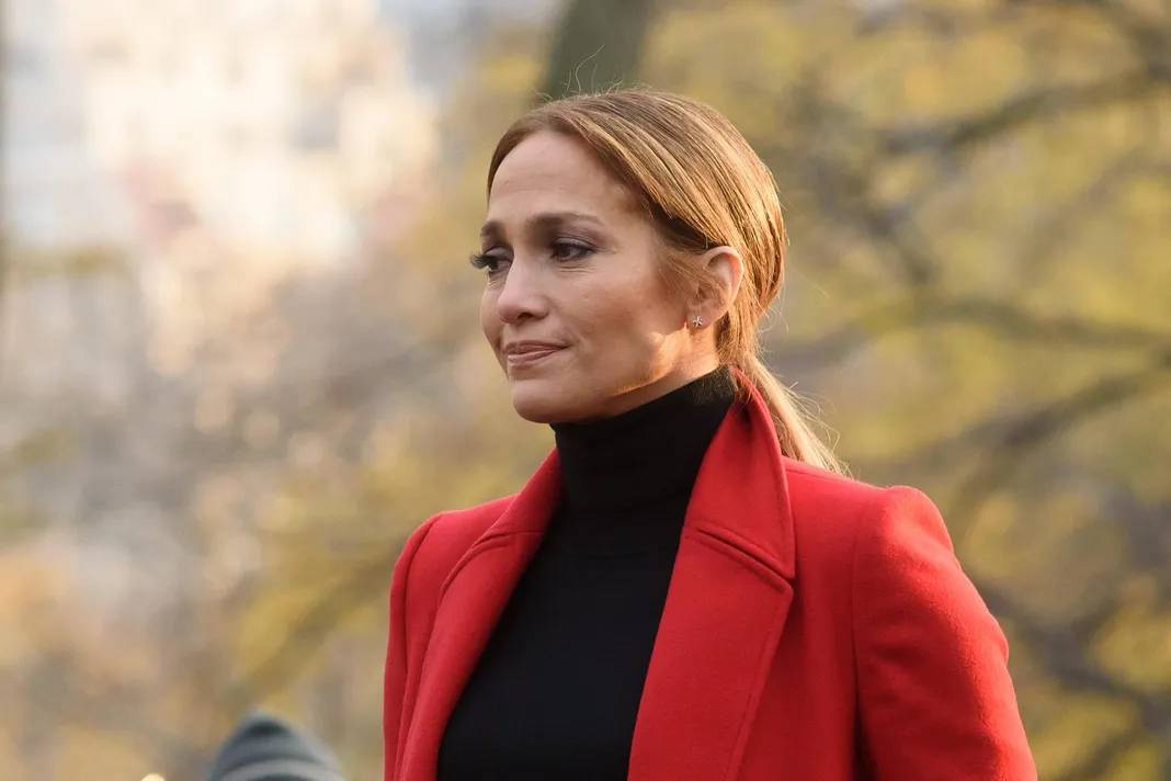 Jennifer Lopez Hosts Taco Feast for Celebrity Friends