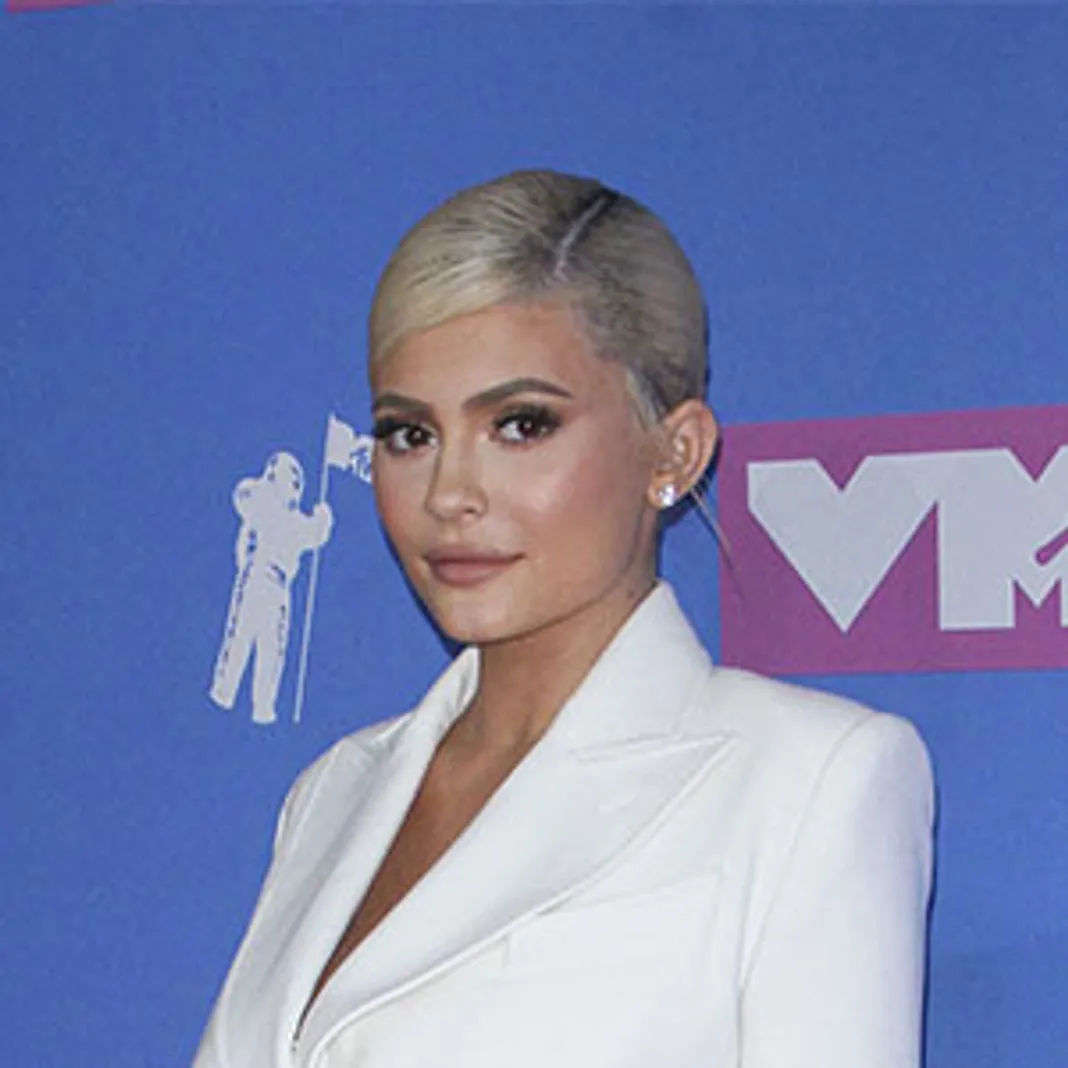 wenn_ramimalek_102418-300x300