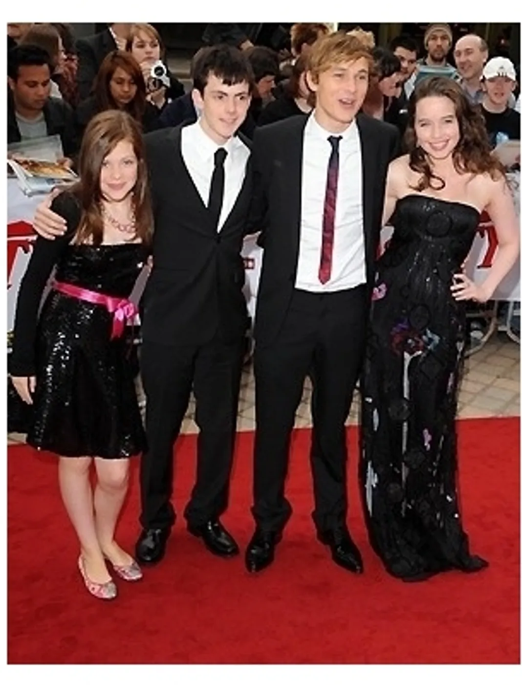 anna popplewell and skandar keynes dating Detailed wiki/bio of anna popplewell net worth, age born anna katherine popplewell on the 16th december (on her first impression of costar skandar keynes) 6. anna popplewell and skandar keynes dating Detailed wiki/bio of anna popplewell net worth, age born anna katherine popplewell on the 16th december (on her first impression of costar skandar keynes) 6.