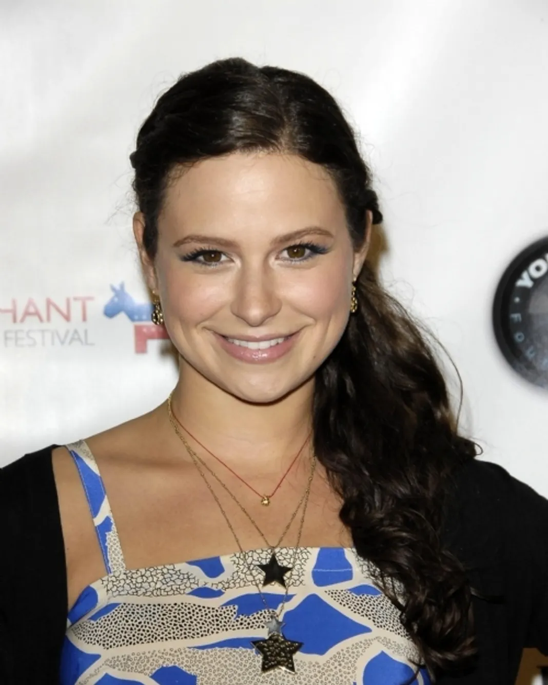Katie Lowes