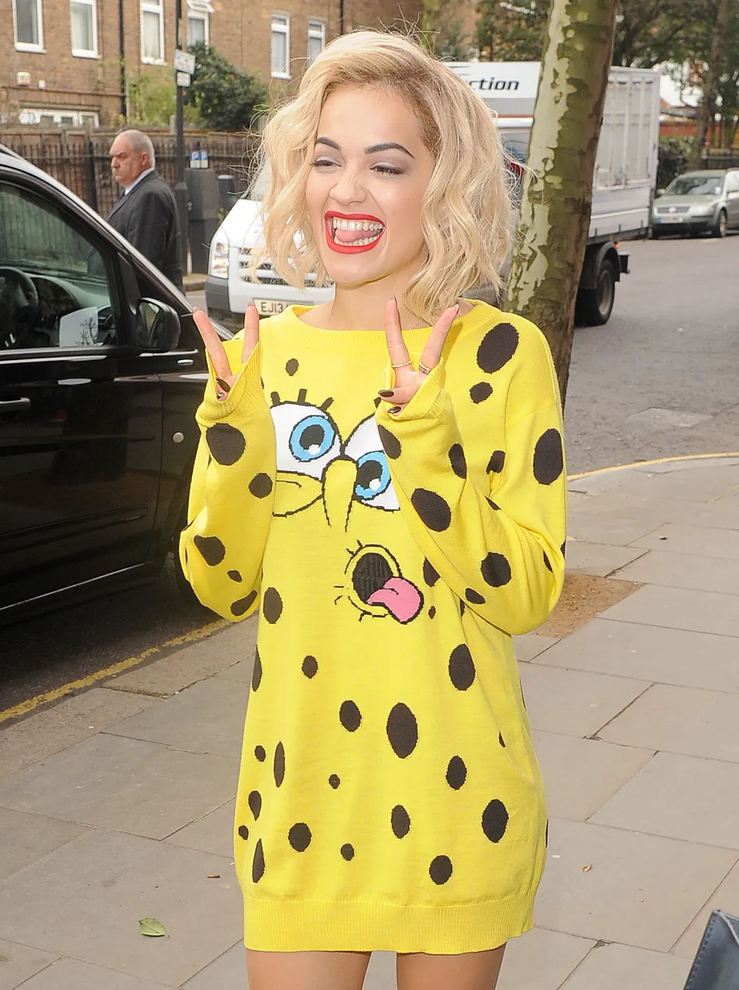 26 Celebrities Who Speak Another Language