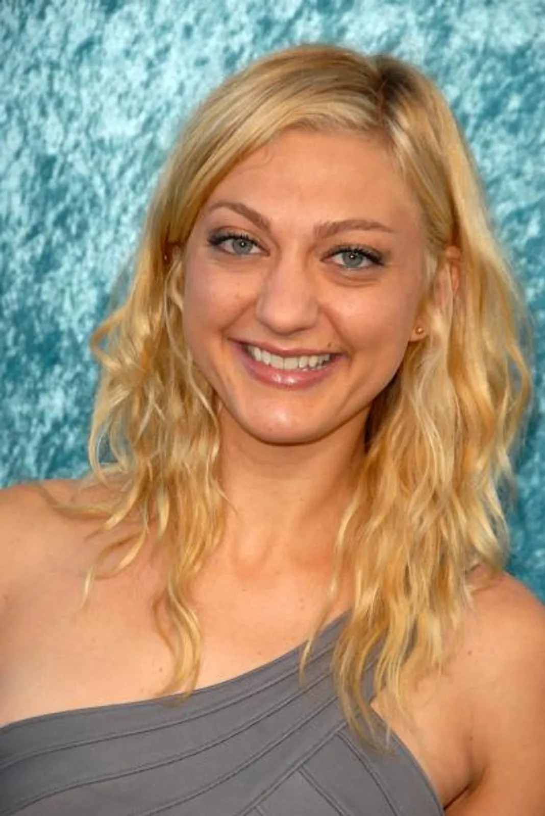 Mageina Tovah