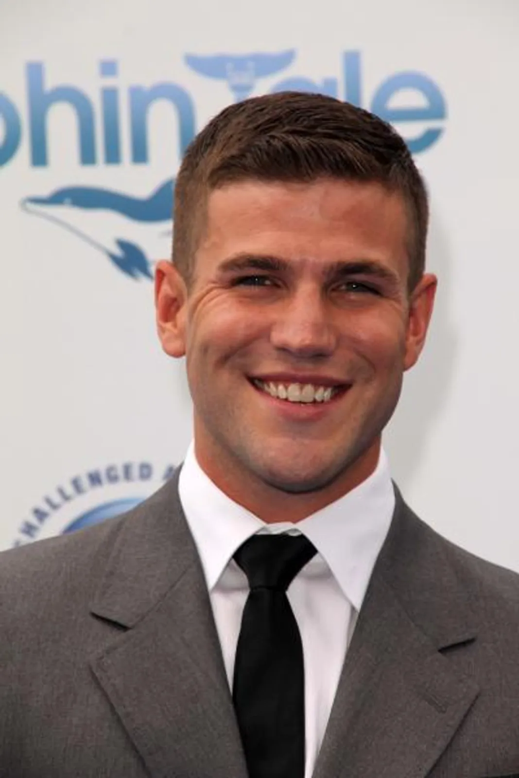 Austin Stowell