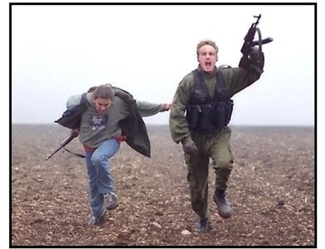 owen wilson behind enemy lines wow usaf fighter and bomber crews get modified m4 rifles that owen wilson behind enemy lines wow usaf fighter and bomber crews get modified m4 rifles that