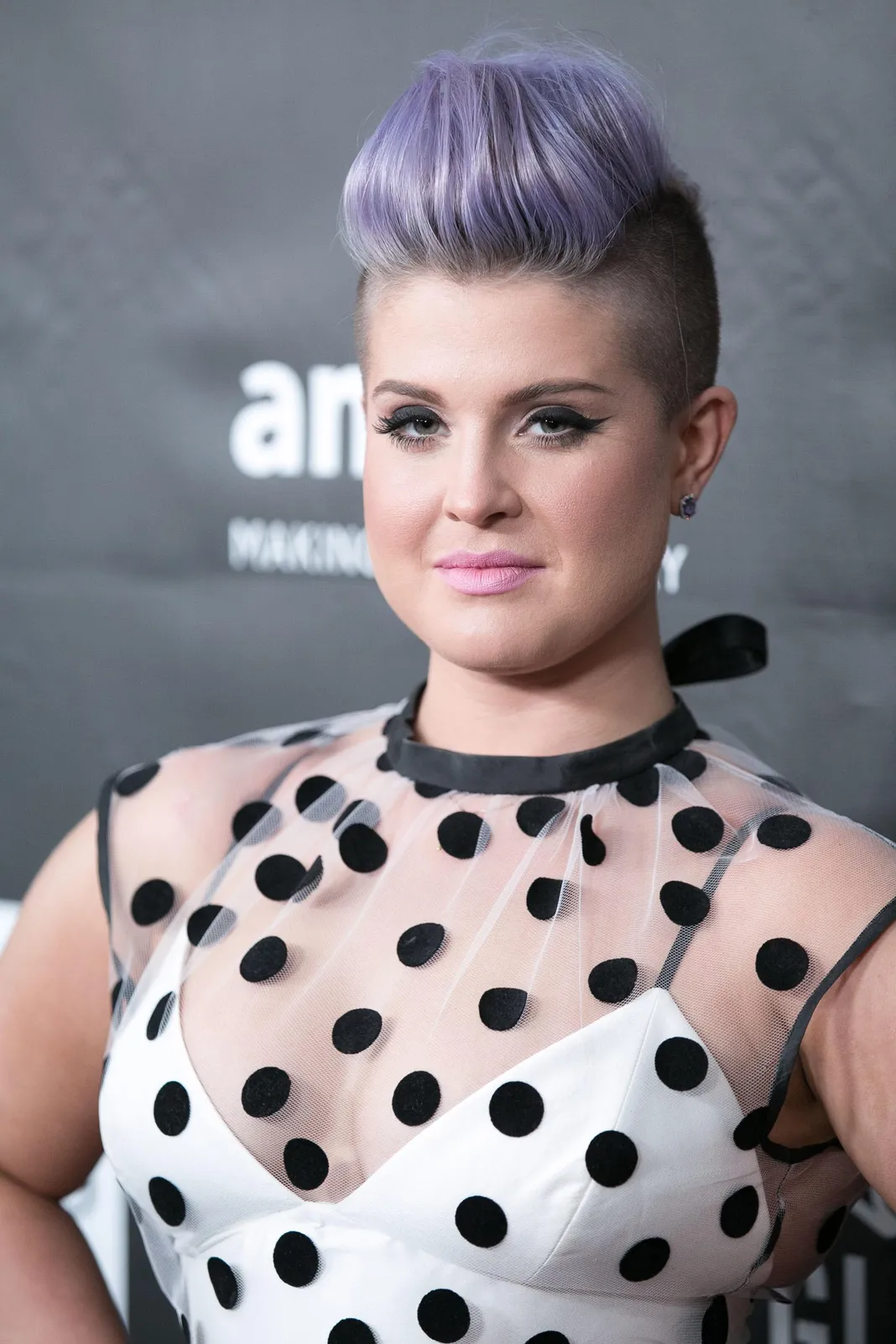 Kelly osbourne earrings on fashion police 56 Kelly osbourne earrings on fashion police 74