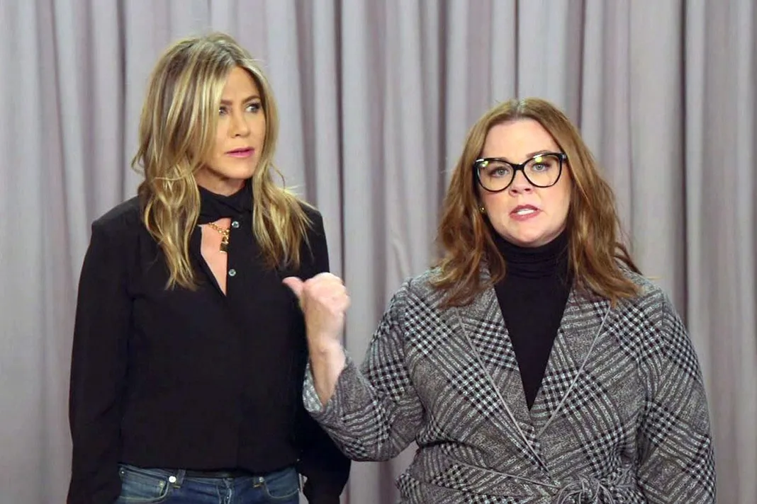 Jennifer Aniston Tackles Gravity with Melissa McCarthy on ...