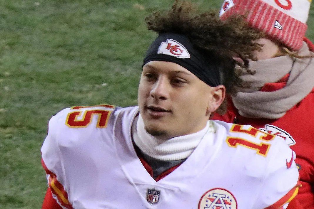 A look at Patrick Mahomes, star quarterback and philanthropist - Vimarsana News