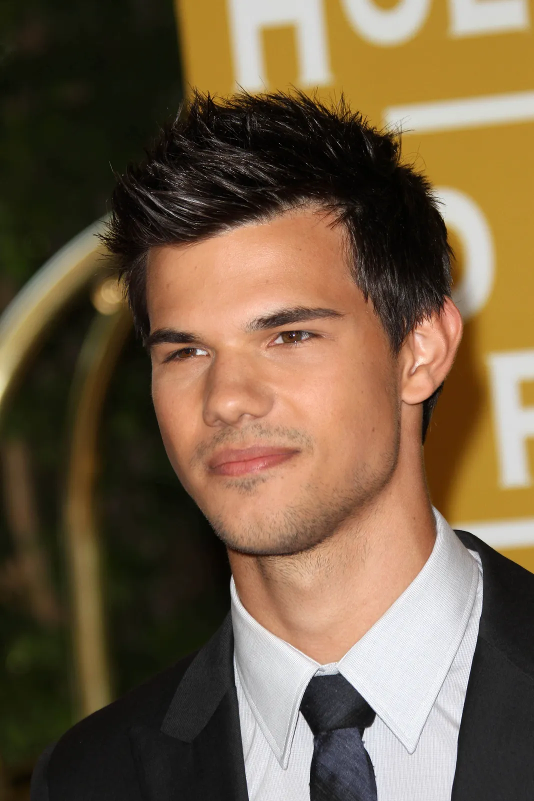 the inner circle sign in