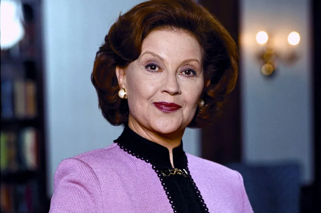 Emily Gilmore&#039;s 10 Best Burns On &#039;Gilmore Girls&#039;
